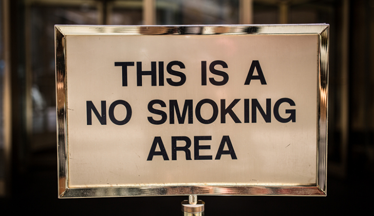新州禁烟令今起生效 室外就餐区域列为禁区